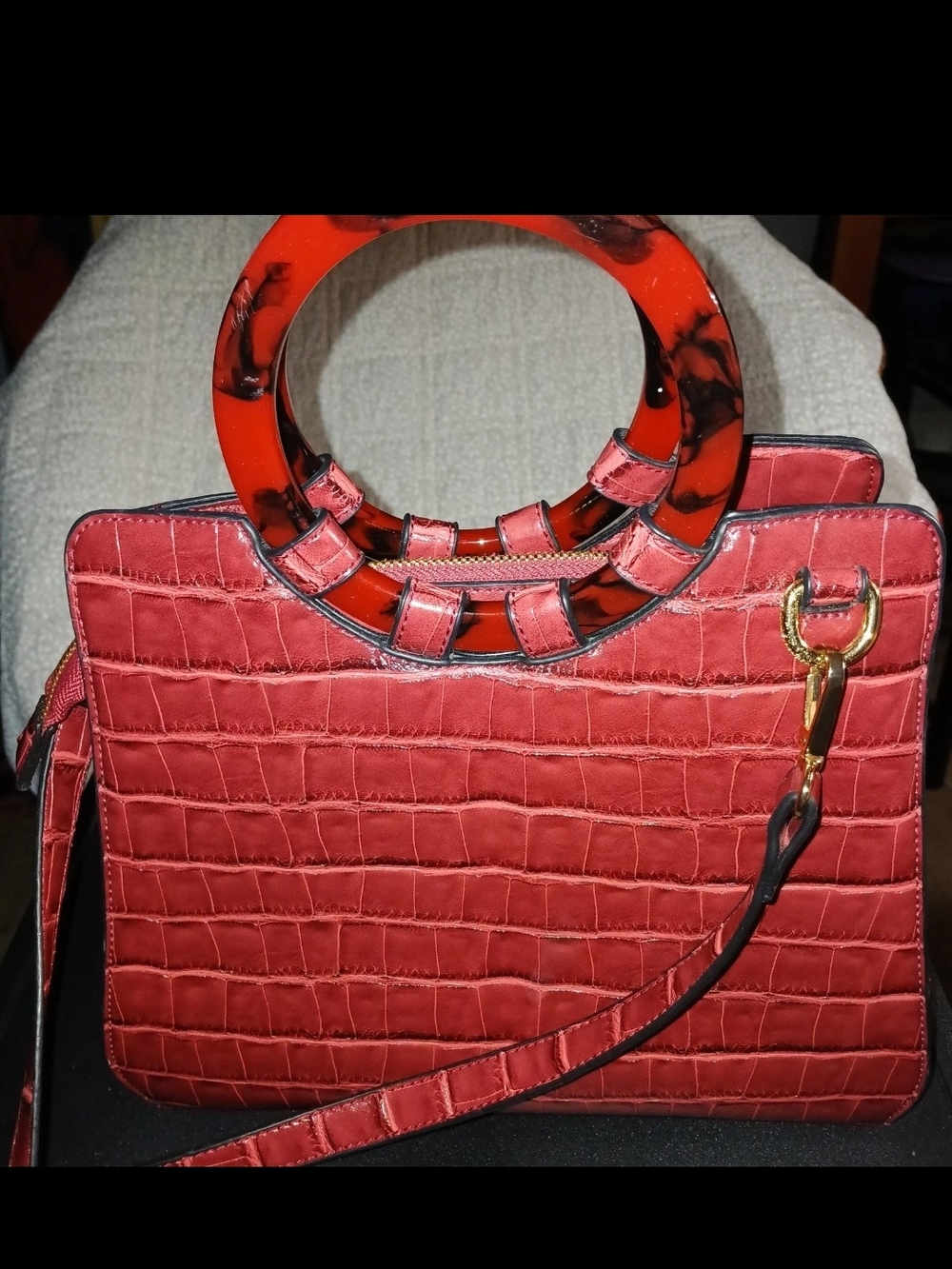 Imoshion Red Croc-Embossed Vegan Leather Tortoise Shell Circle-Handle Satchel